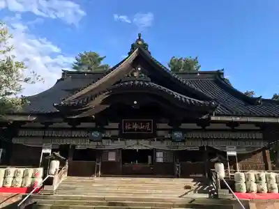 尾山神社の本殿・本堂