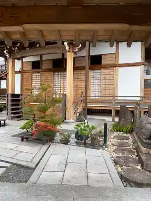 西光寺の本殿・本堂