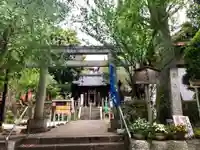 烏森稲荷神社の鳥居