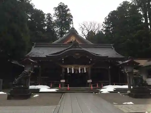 白山比咩神社の本殿