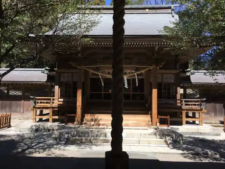 狭野神社の本殿・本堂