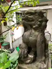 三崎稲荷神社の狛犬