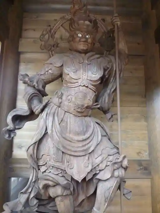 丹生大師 神宮寺の像