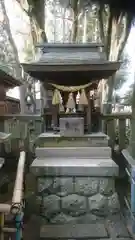 新羅神社の末社