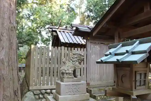 仲神社の狛犬