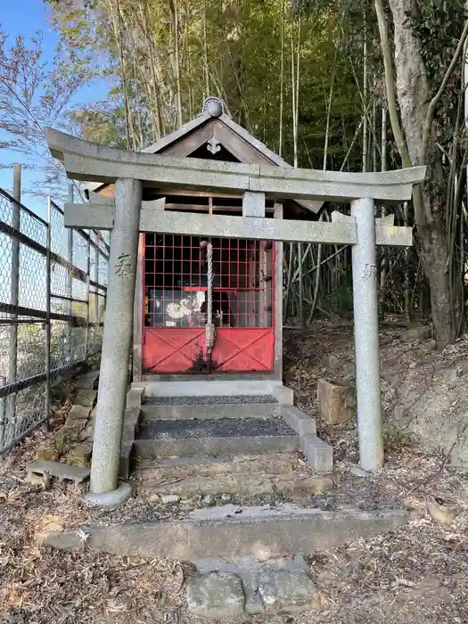 南別府荒神社の本殿