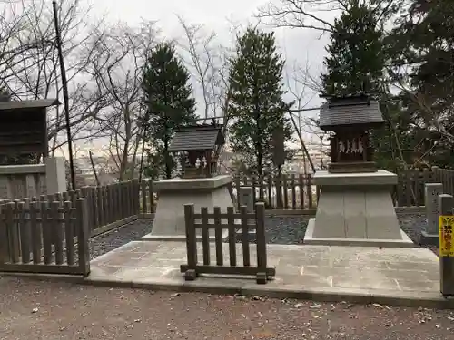 穴澤天神社の末社