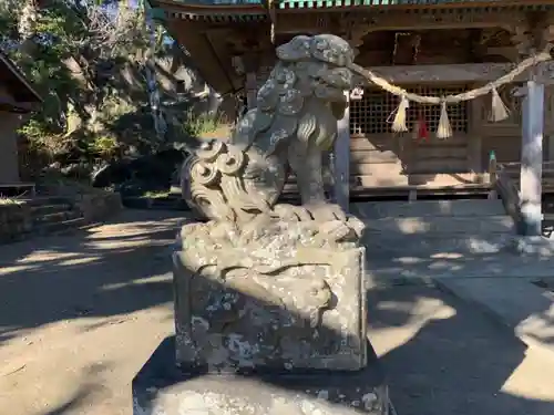 海南刀切神社の狛犬