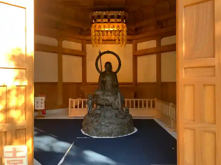 豪徳寺の仏像
