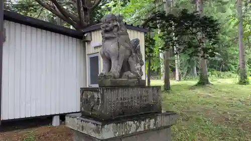 音江神社の狛犬