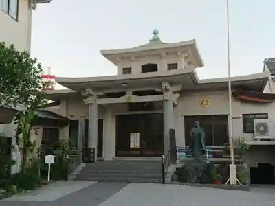 西光寺の本殿・本堂