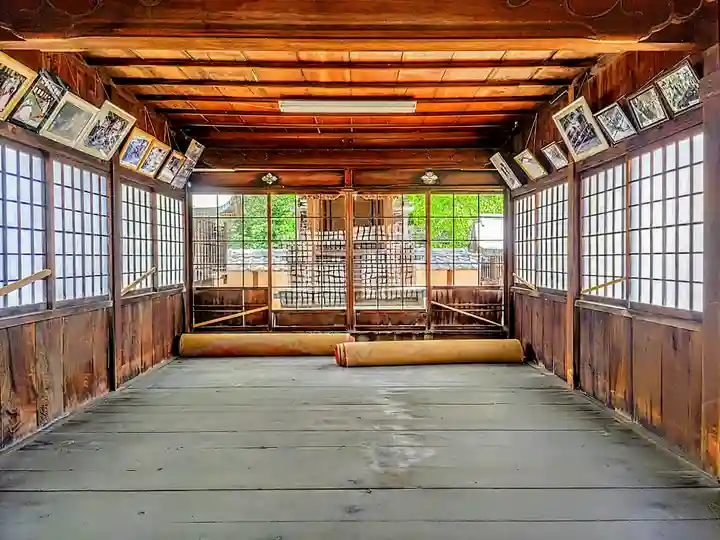立野神社の本殿・本堂