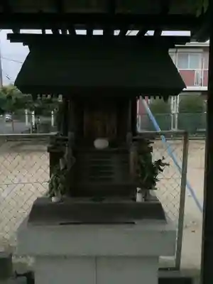 西高山町公民館の社の本殿・本堂