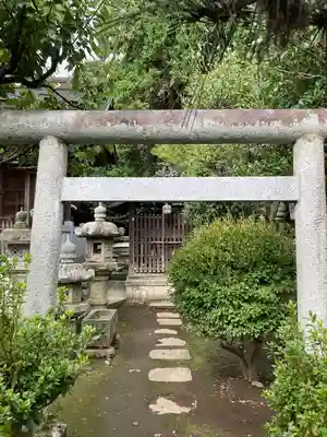 白蛇辨財天の末社・摂社