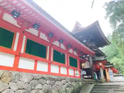 石上神宮の山門・神門