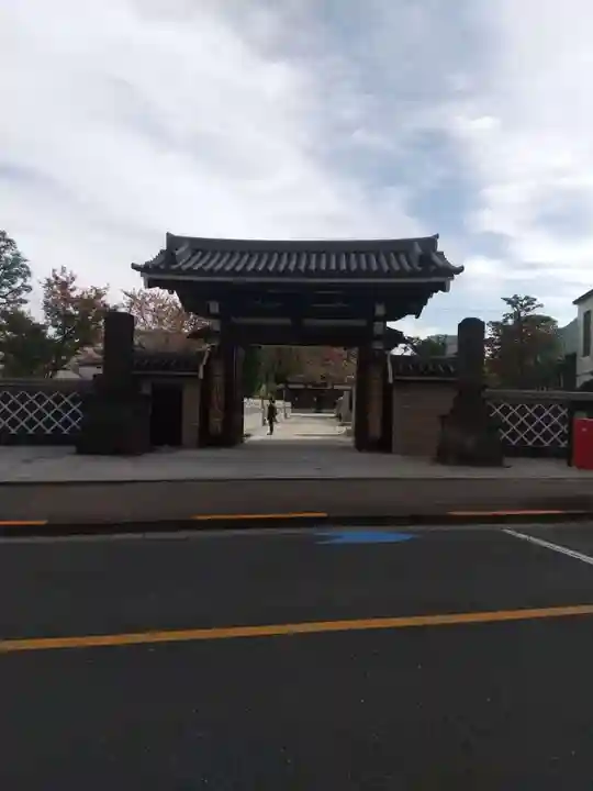 高野山東京別院の山門・神門