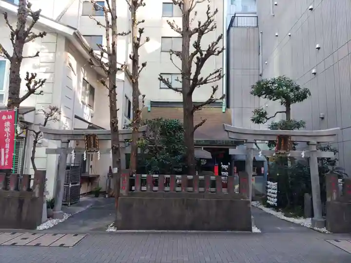 讃岐小白稲荷神社の鳥居