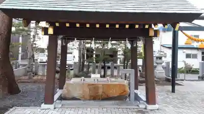 烈々布神社の手水舎