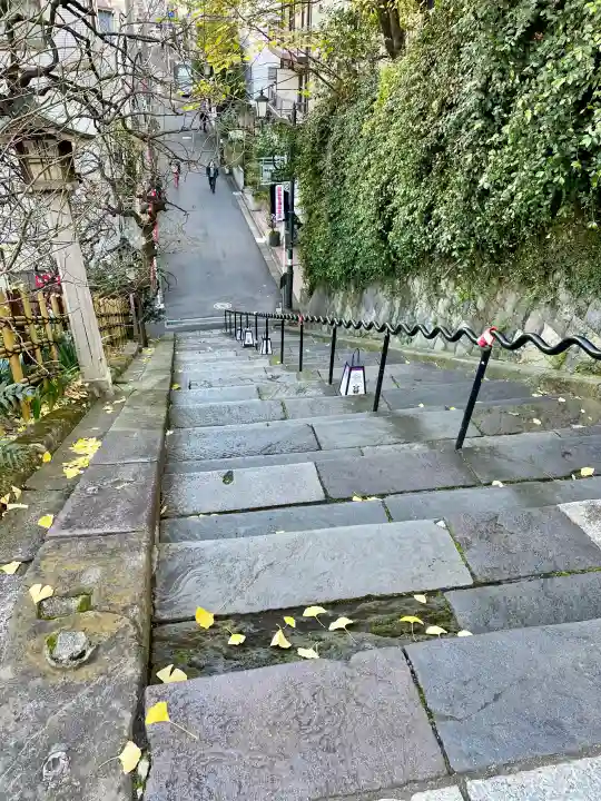 復興地蔵尊の{uncategorized: "未分類", other: "その他", undefined: "問題あり", building: "その他建物", grave: "お墓", sacred_gate: "鳥居", guardian: "狛犬", statue: "像", buddha: "仏像", history: "歴史", nature: "自然", garden: "庭園", animal: "動物", pagoda: "塔", temizu: "手水舎", mountain_gate: "山門・神門", sanctuary: "本殿・本堂", subordinate: "末社・摂社", art: "芸術", scenery: "景色", jizo: "地蔵", ema: "絵馬", goshuin: "御朱印", omikuji: "おみくじ", items: "授与品その他", amulet: "お守り", goshuincho: "御朱印帳", eats: "食事", festival: "お祭り", votive_dance: "神楽", shichigosan: "七五三参", wedding: "結婚式", experience: "体験その他", initially: "初詣", around: "周辺", anti_infection: "感染症対策"}