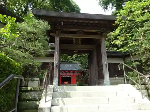 荏柄天神社の山門・神門