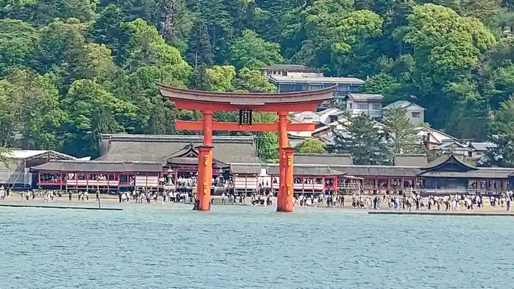 厳島神社(広島県)