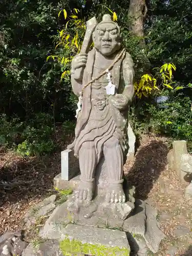 一之宮神社の像