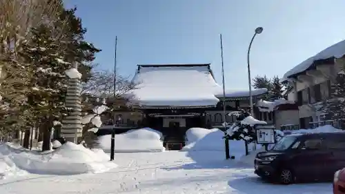 妙法寺の本殿