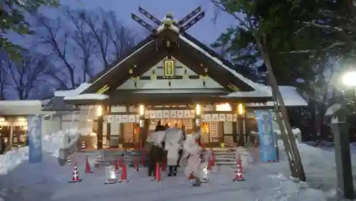 新琴似神社の本殿