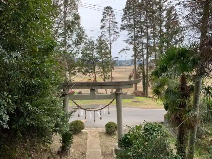 皇産霊神社の鳥居