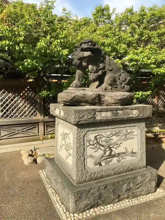 湯島天満宮の狛犬