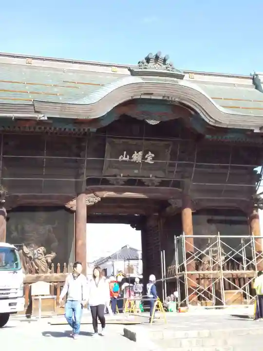 善光寺大本願の山門・神門