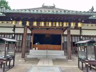 八事山 興正寺の本殿・本堂