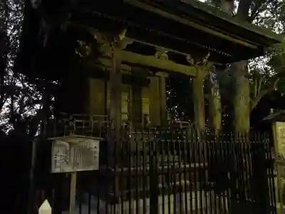 内神社の本殿