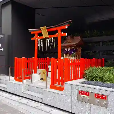 豊受稲荷神社の鳥居