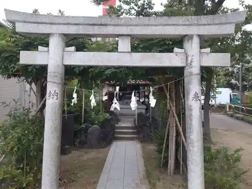 押切稲荷神社の鳥居