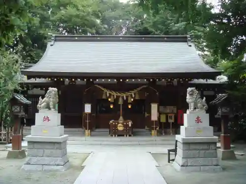 新田神社の本殿・本堂
