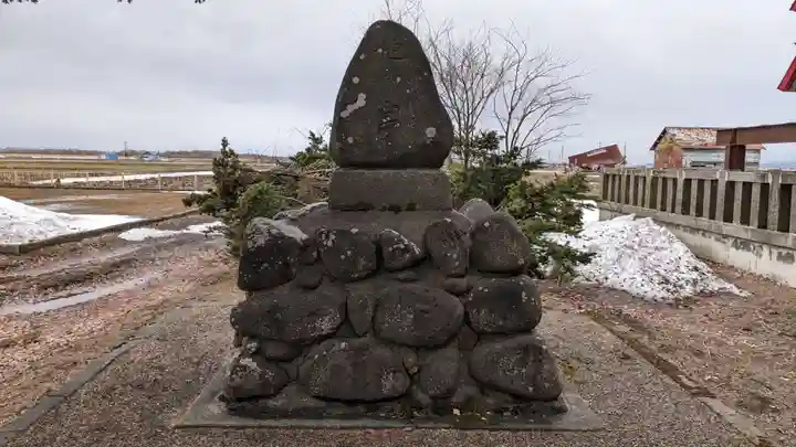 下メム神社の末社・摂社