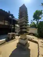 成願寺の{uncategorized: "未分類", other: "その他", undefined: "問題あり", building: "その他建物", grave: "お墓", sacred_gate: "鳥居", guardian: "狛犬", statue: "像", buddha: "仏像", history: "歴史", nature: "自然", garden: "庭園", animal: "動物", pagoda: "塔", temizu: "手水舎", mountain_gate: "山門・神門", sanctuary: "本殿・本堂", subordinate: "末社・摂社", art: "芸術", scenery: "景色", jizo: "地蔵", ema: "絵馬", goshuin: "御朱印", omikuji: "おみくじ", items: "授与品その他", amulet: "お守り", goshuincho: "御朱印帳", eats: "食事", festival: "お祭り", votive_dance: "神楽", shichigosan: "七五三参", wedding: "結婚式", experience: "体験その他", initially: "初詣", around: "周辺", anti_infection: "感染症対策"}