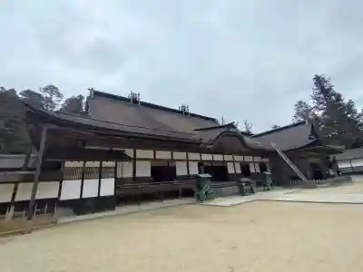 高野山金剛峯寺の{uncategorized: "未分類", other: "その他", undefined: "問題あり", building: "その他建物", grave: "お墓", sacred_gate: "鳥居", guardian: "狛犬", statue: "像", buddha: "仏像", history: "歴史", nature: "自然", garden: "庭園", animal: "動物", pagoda: "塔", temizu: "手水舎", mountain_gate: "山門・神門", sanctuary: "本殿・本堂", subordinate: "末社・摂社", art: "芸術", scenery: "景色", jizo: "地蔵", ema: "絵馬", goshuin: "御朱印", omikuji: "おみくじ", items: "授与品その他", amulet: "お守り", goshuincho: "御朱印帳", eats: "食事", festival: "お祭り", votive_dance: "神楽", shichigosan: "七五三参", wedding: "結婚式", experience: "体験その他", initially: "初詣", around: "周辺", anti_infection: "感染症対策"}