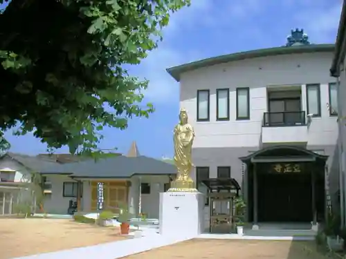 立正寺の本殿・本堂