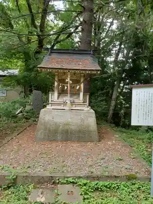 金ケ崎神社の末社・摂社