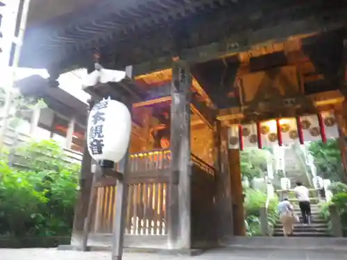 杉本寺の山門