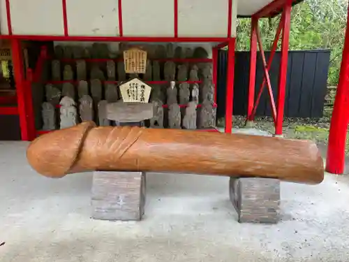 陰陽石神社のその他建物