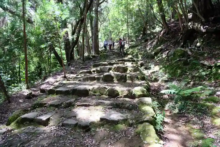 神倉神社(熊野速玉大社摂社)(和歌山県)