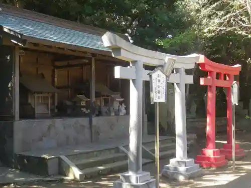 小動神社の末社・摂社