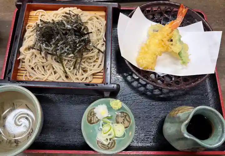 深大寺の{uncategorized: "未分類", other: "その他", undefined: "問題あり", building: "その他建物", grave: "お墓", sacred_gate: "鳥居", guardian: "狛犬", statue: "像", buddha: "仏像", history: "歴史", nature: "自然", garden: "庭園", animal: "動物", pagoda: "塔", temizu: "手水舎", mountain_gate: "山門・神門", sanctuary: "本殿・本堂", subordinate: "末社・摂社", art: "芸術", scenery: "景色", jizo: "地蔵", ema: "絵馬", goshuin: "御朱印", omikuji: "おみくじ", items: "授与品その他", amulet: "お守り", goshuincho: "御朱印帳", eats: "食事", festival: "お祭り", votive_dance: "神楽", shichigosan: "七五三参", wedding: "結婚式", experience: "体験その他", initially: "初詣", around: "周辺", anti_infection: "感染症対策"}