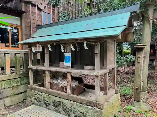 青海神社の末社