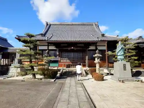 真通寺の本殿・本堂