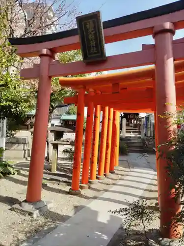 三輪神社の鳥居