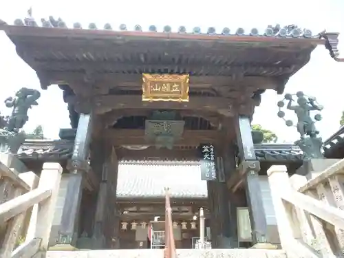 柳谷観音　楊谷寺の山門・神門